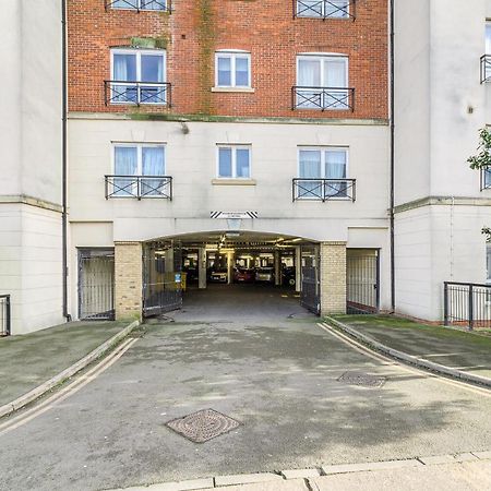 Nest Easy - Alpha House Apartman Northampton Kültér fotó