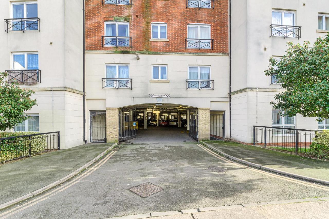 Nest Easy - Alpha House Apartman Northampton Kültér fotó