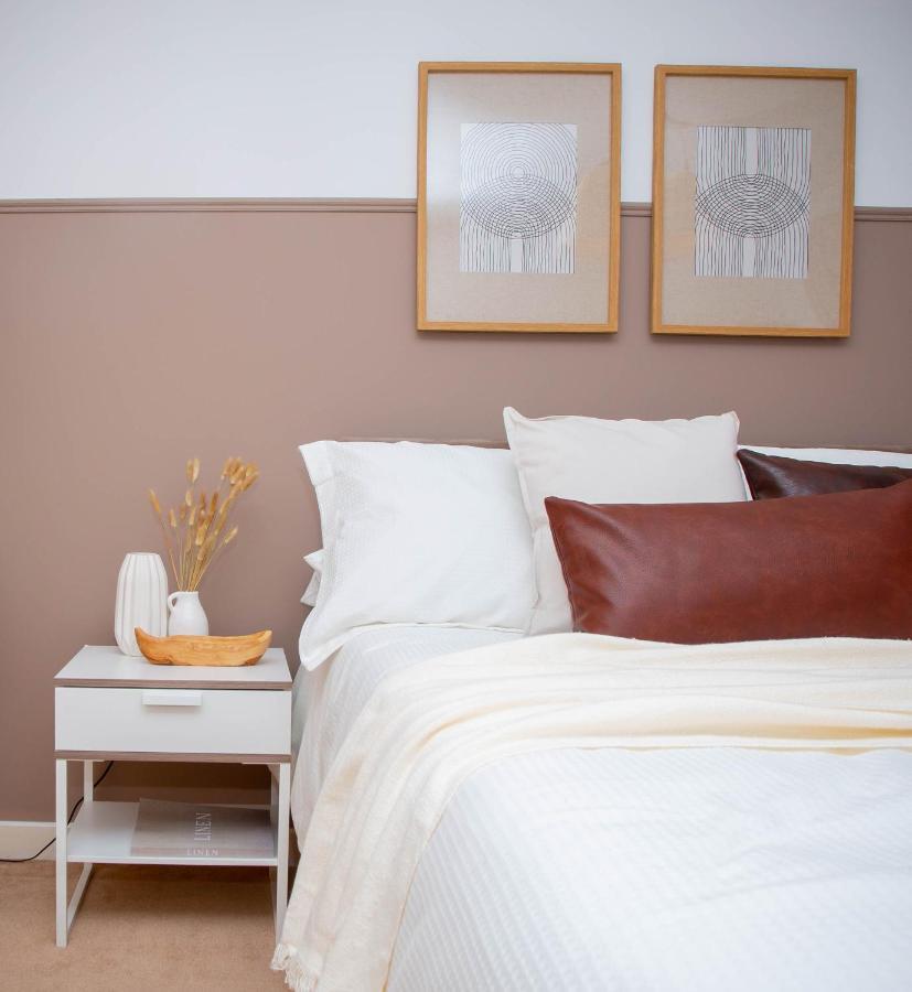 Nest Easy - Alpha House Apartman Northampton Kültér fotó